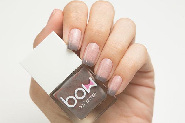 Lollipolish bow polish light beige grey pink purple Temperature reactive  UV responsive nail polish - Colorblind