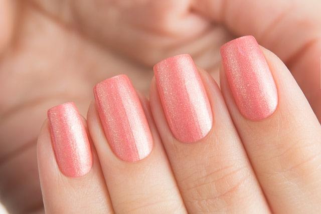 Lollipolish Dance Legend bow polish White Pinkish Peachy Pink thermal nail polish- Tit for Tat